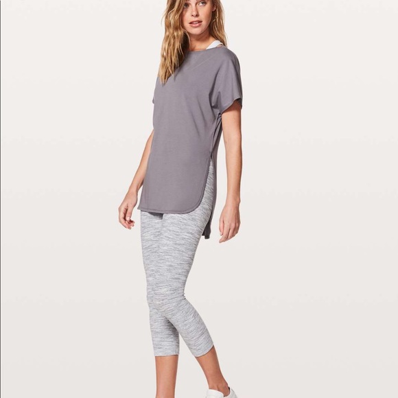 lululemon athletica Tops - Lululemon side story tunic Sz 12 dusky lavender